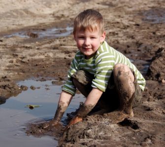 farm kid australia